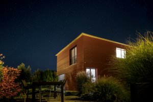 Nachhaltiger Wohnungsbau: Warum Holz die Zukunft ist - Bild: Fabrice Villard / Unsplash Nachhaltiger Wohnungsbau: Warum Holz die Zukunft ist - Bild: Fabrice Villard / Unsplash